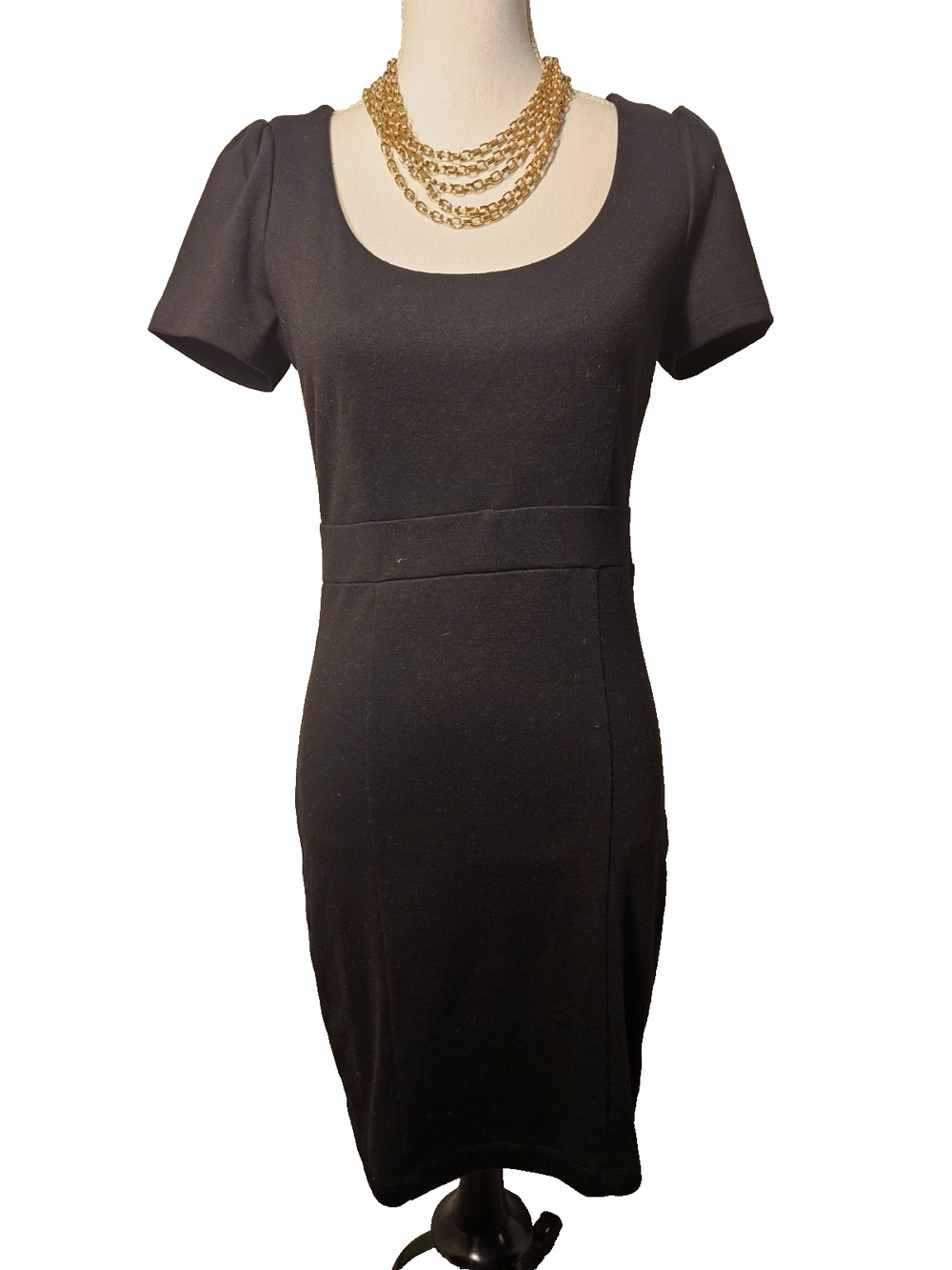 XXI Forever 21 Black Short Sleeve Bodycon Sheath Dress Cocktail Party Back Zip L